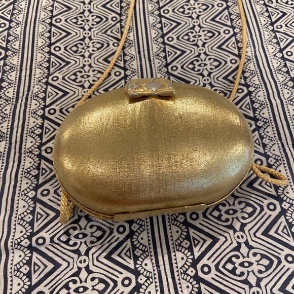 Y&S Original Gold & Silver Metallic Evening Purse – Round, Basket Weave - Picture 7 of 13